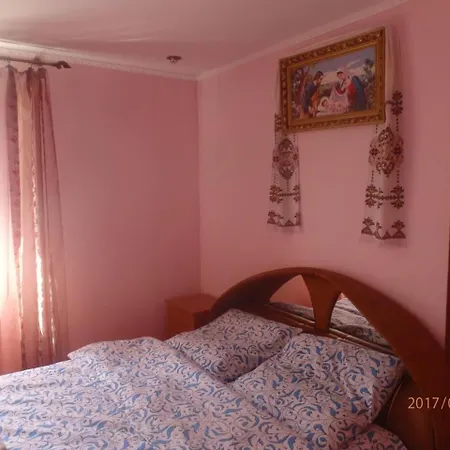 - Prestige Apartment Vorokhta